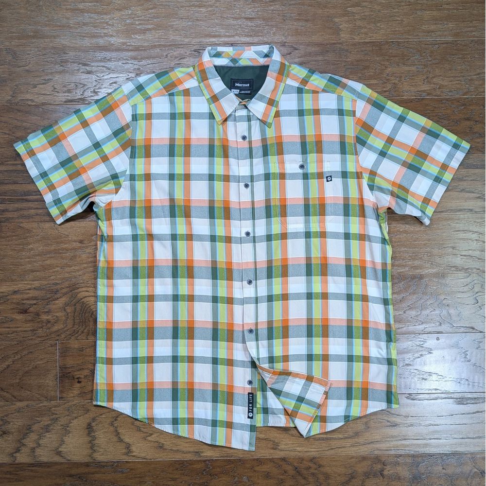 Marmot Mens Size XL Green Plaid‎ Short Sleeve Button Up Shirt Nylon & Polyester
